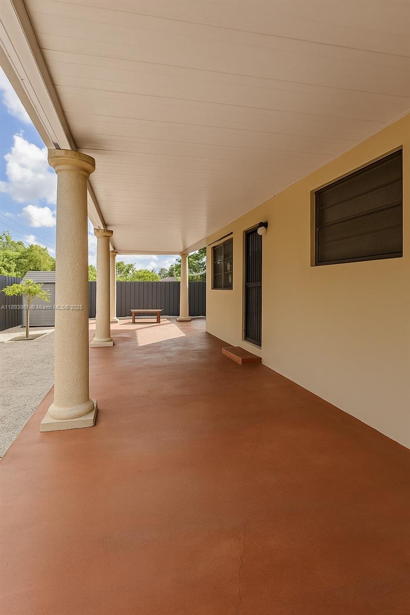 GABLES VIEW - Residential