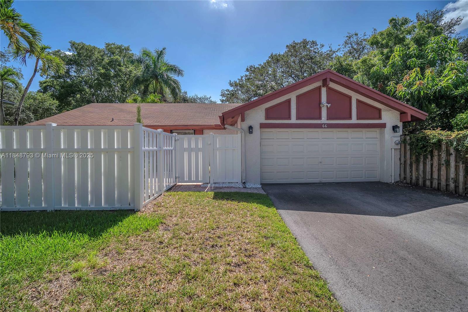 66 Forest Cir