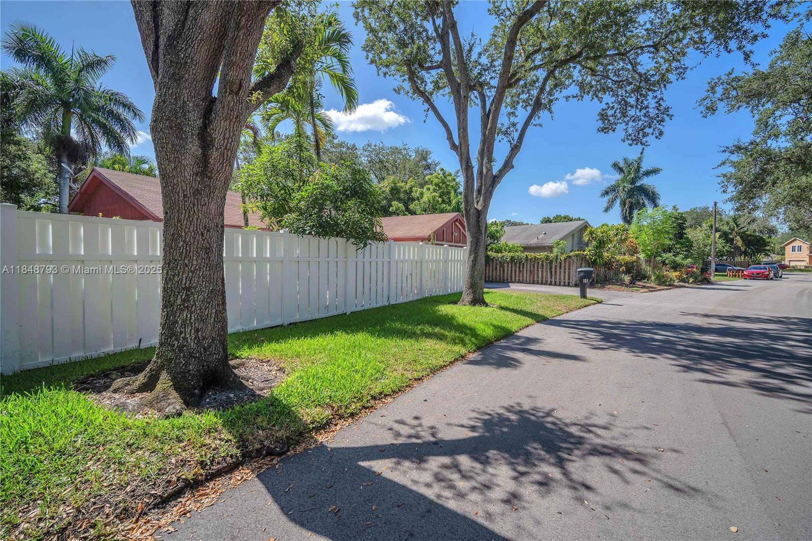 66 Forest Cir