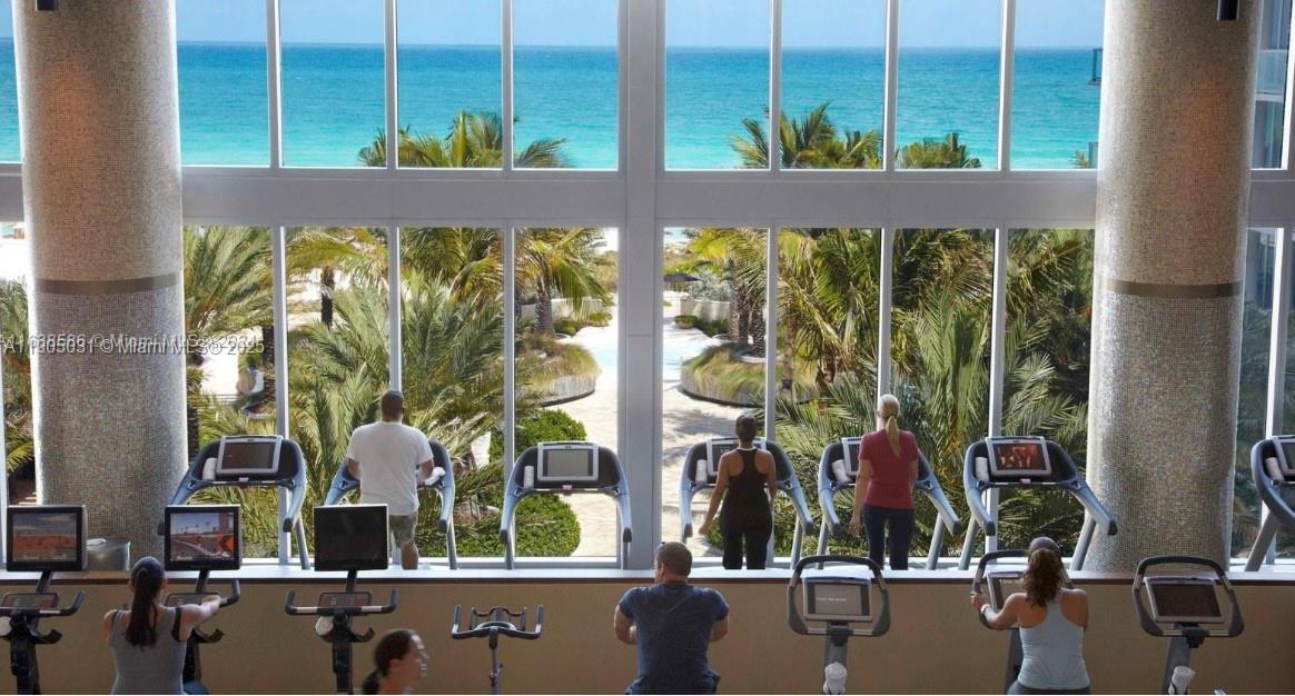 NORTH CARILLON BEACH COND - Residential