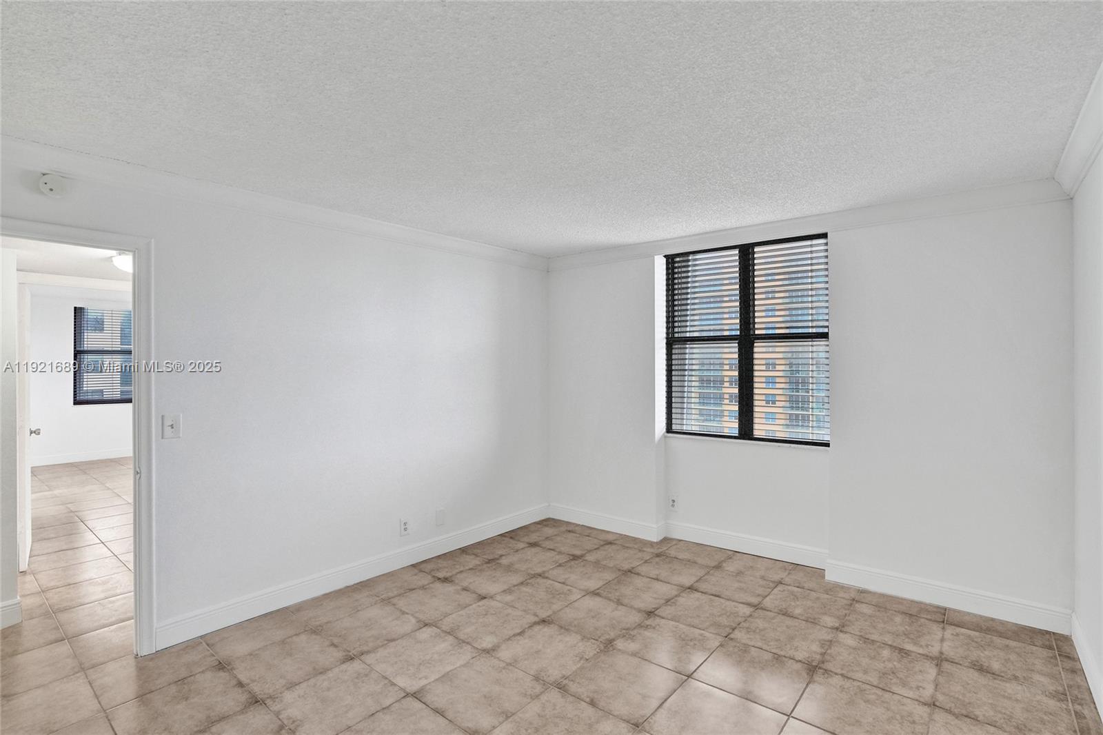 BRITANNIA AT QUADOMAIN CO - Residential Lease