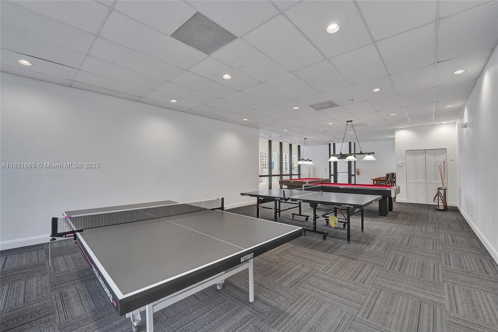 BRITANNIA AT QUADOMAIN CO - Residential Lease