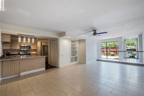 6967 SW 115th Pl Unit D34, Miami, FL 33173 - MLS#: A11577516