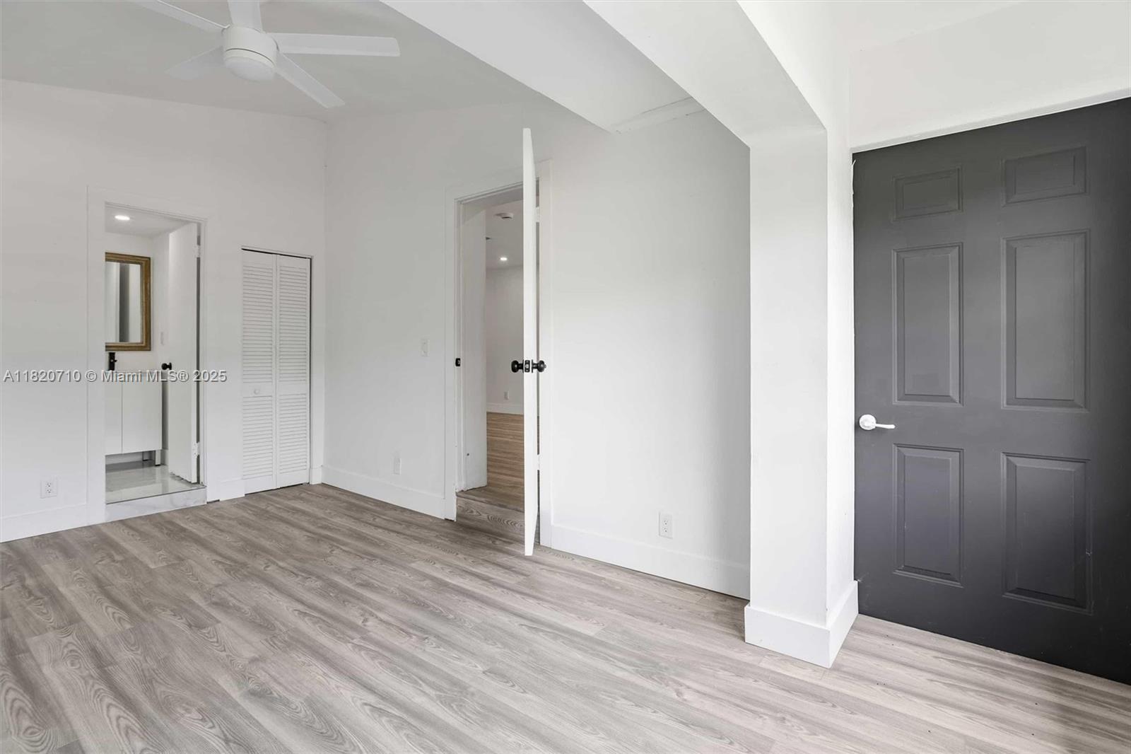 HOLLYWOOD LITTLE RANCHES - Residential Lease