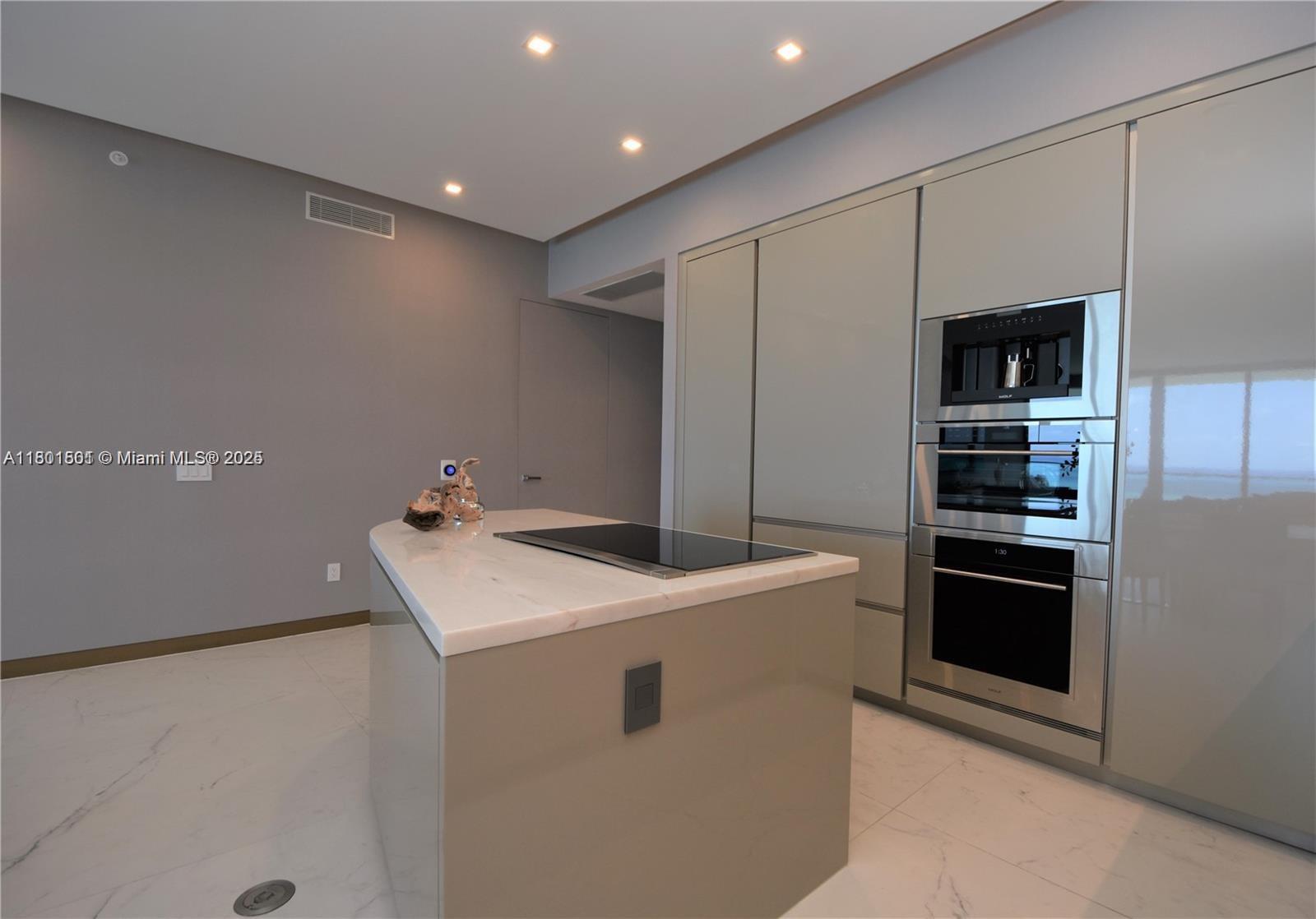 18975 COLLINS CONDO - Residential Lease