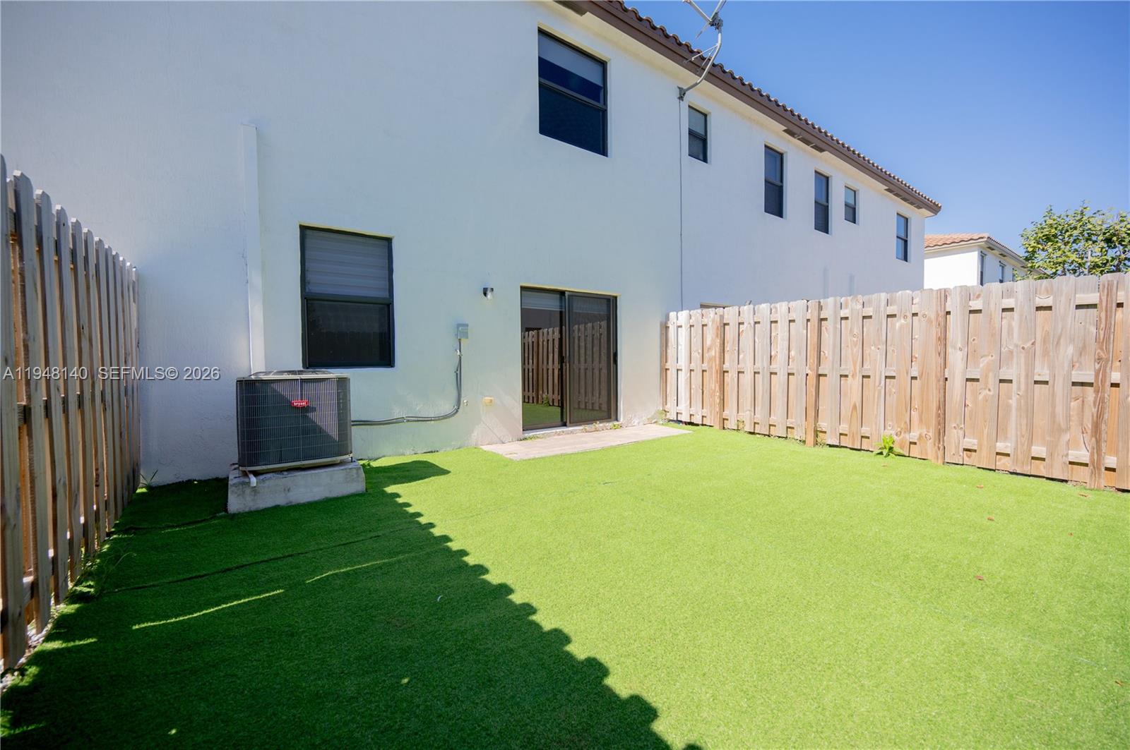 SILVER PALM RESIDENTIAL H - Residential