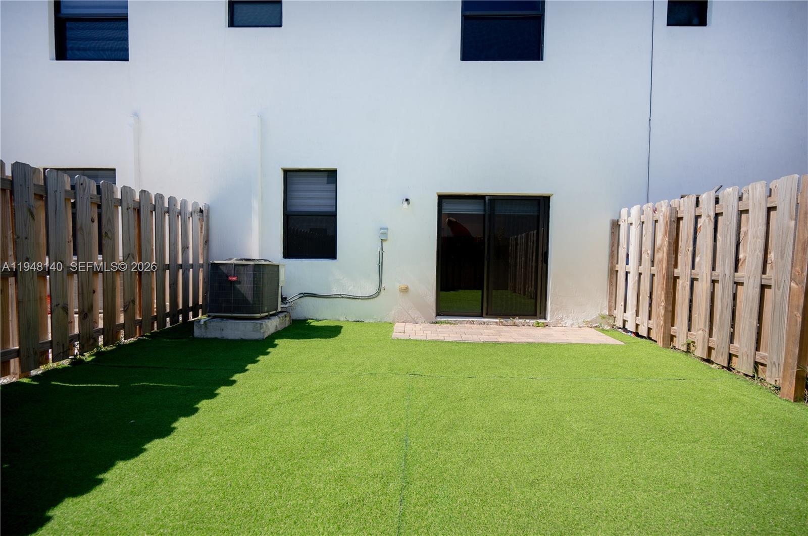 SILVER PALM RESIDENTIAL H - Residential