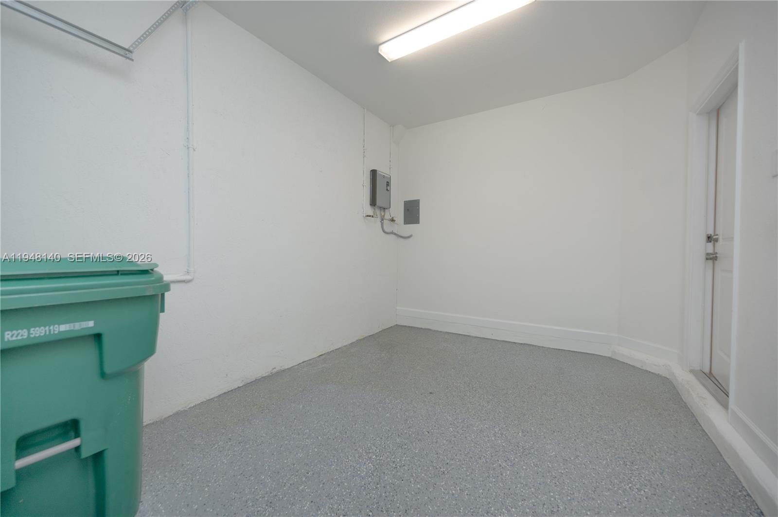 SILVER PALM RESIDENTIAL H - Residential