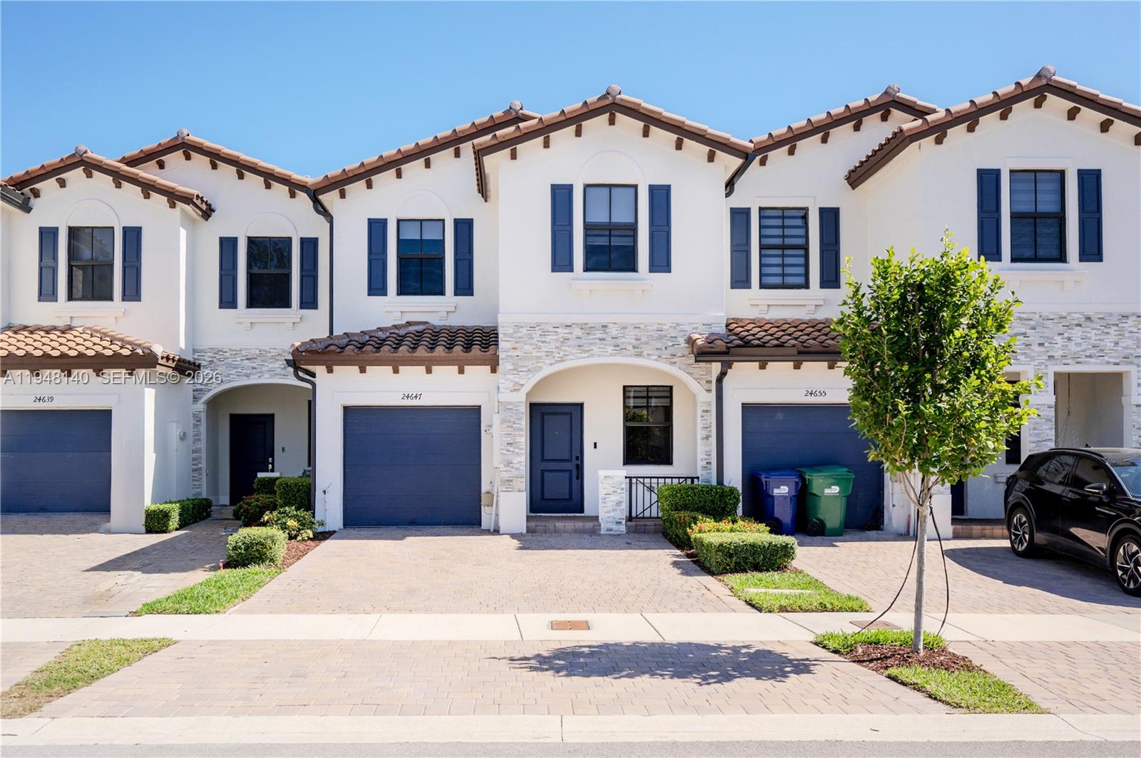 SILVER PALM RESIDENTIAL H - Residential