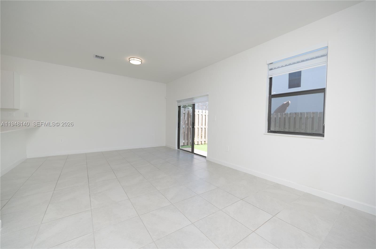 SILVER PALM RESIDENTIAL H - Residential