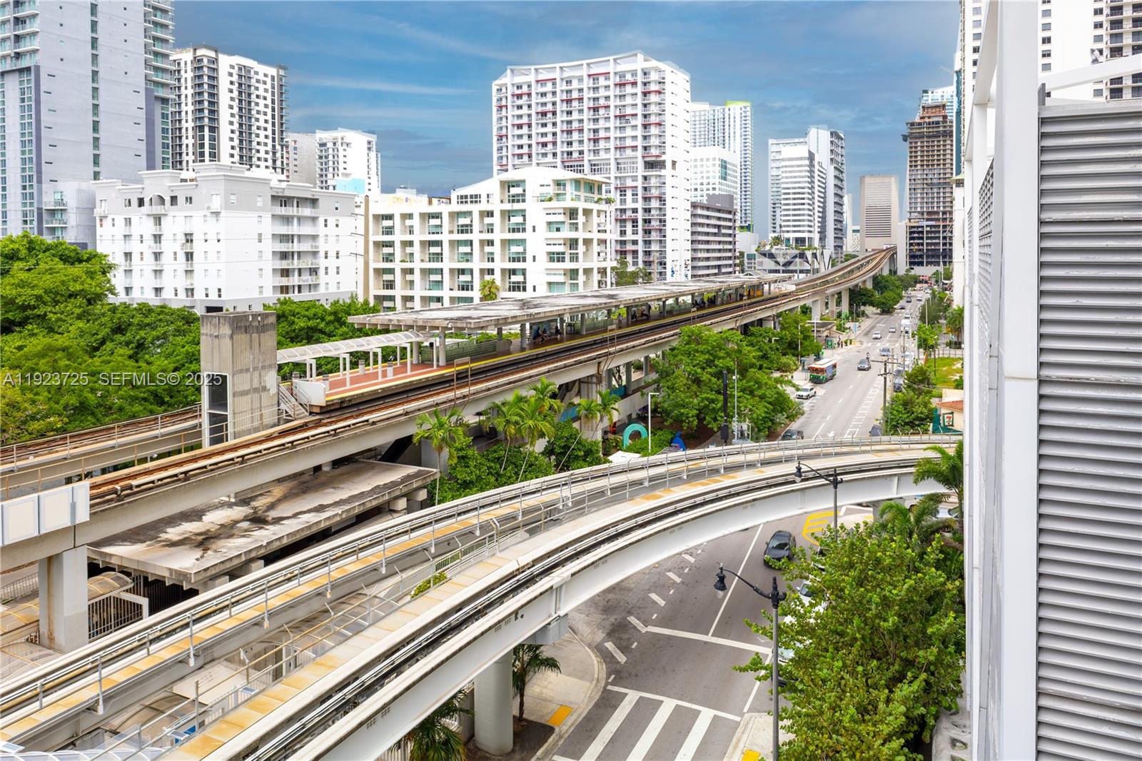 THE AXIS ON BRICKELL II C - Residential