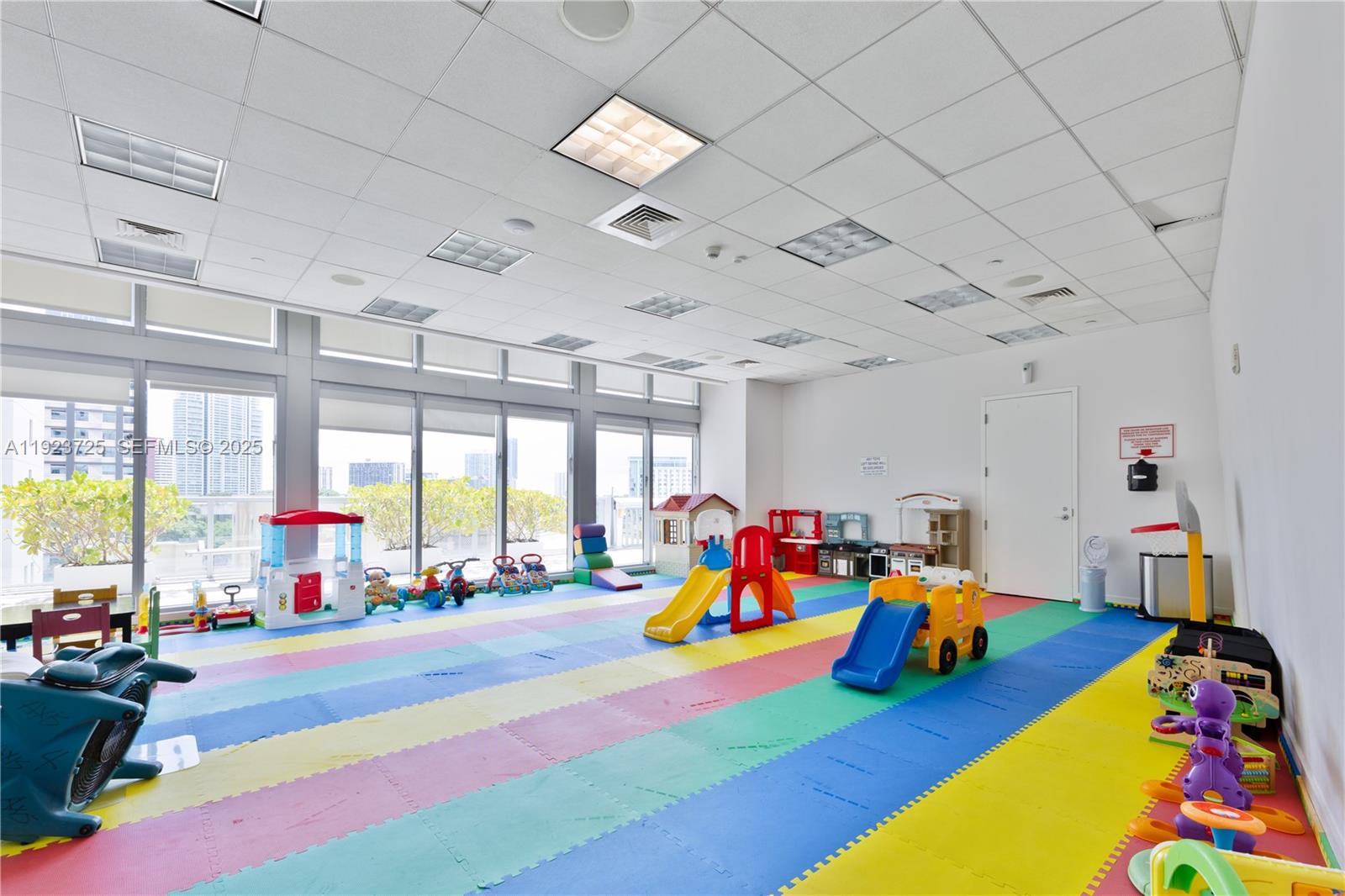 THE AXIS ON BRICKELL II C - Residential