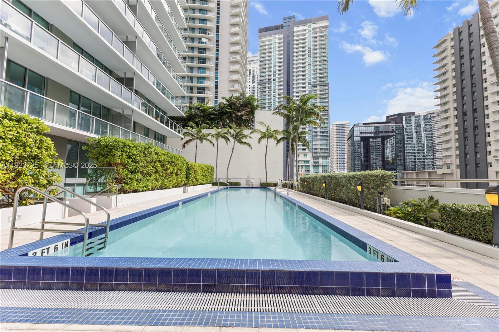 THE AXIS ON BRICKELL II C - Residential