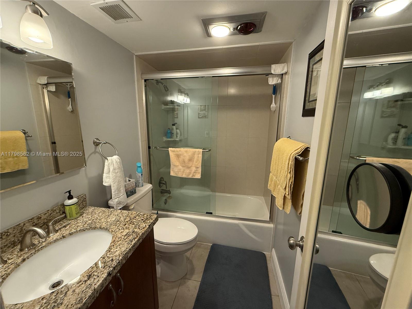 HEMISPHERES CONDO - Residential Lease