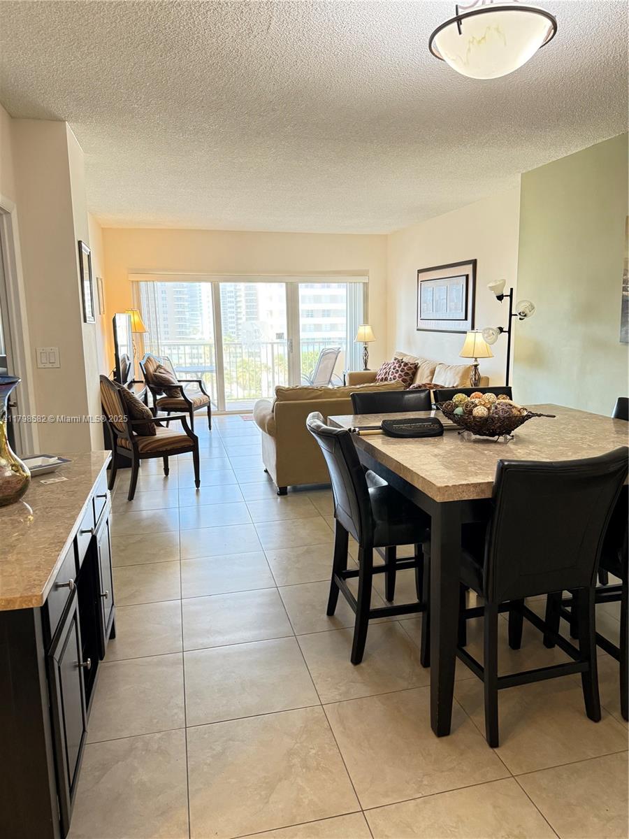 HEMISPHERES CONDO - Residential Lease