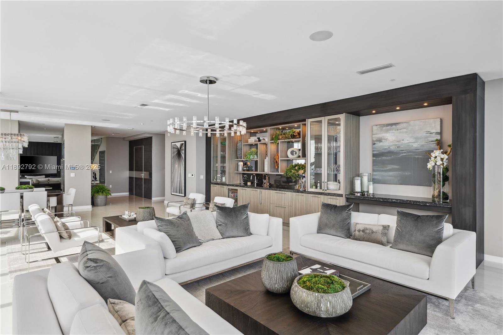 2200 FORT LAUDERDALE BEAC - Residential