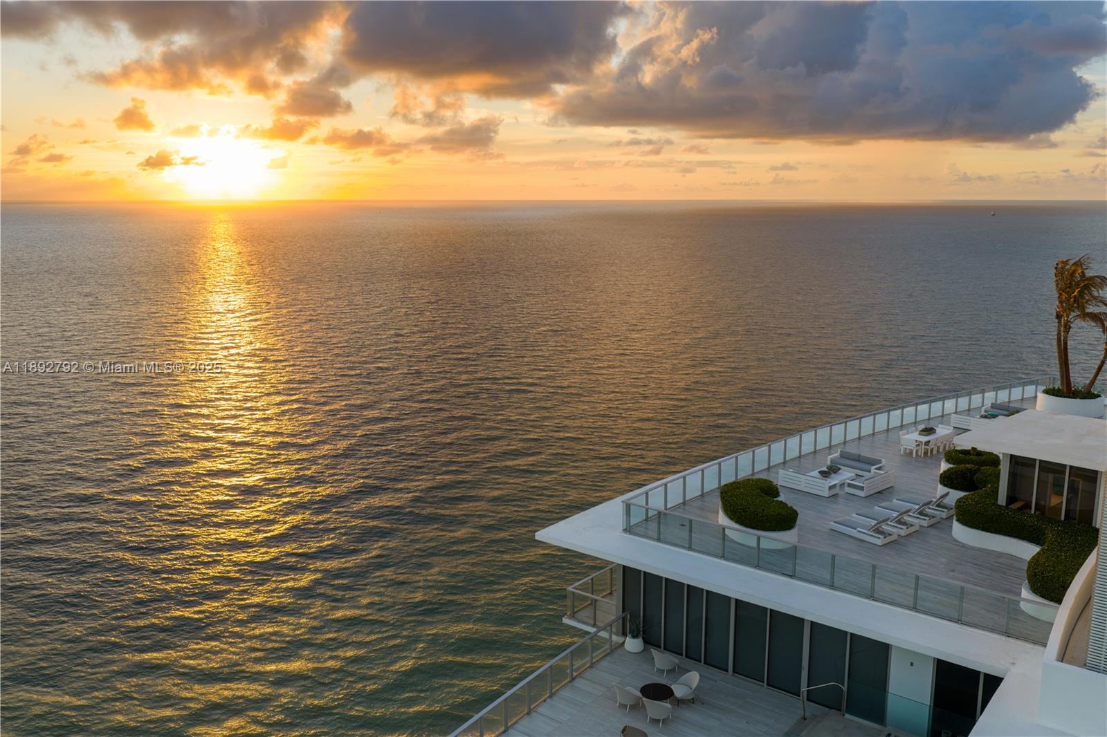 2200 FORT LAUDERDALE BEAC - Residential