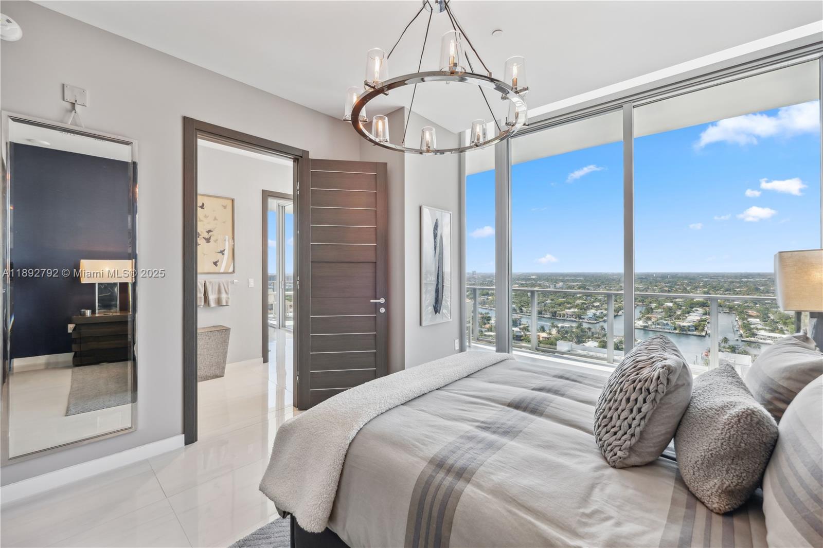 2200 FORT LAUDERDALE BEAC - Residential