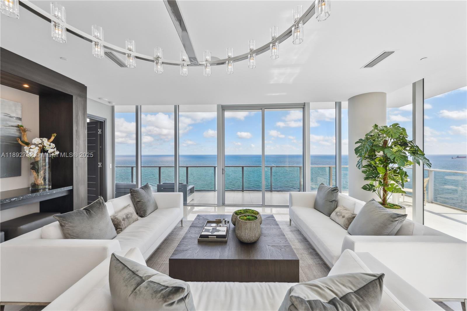 2200 FORT LAUDERDALE BEAC - Residential