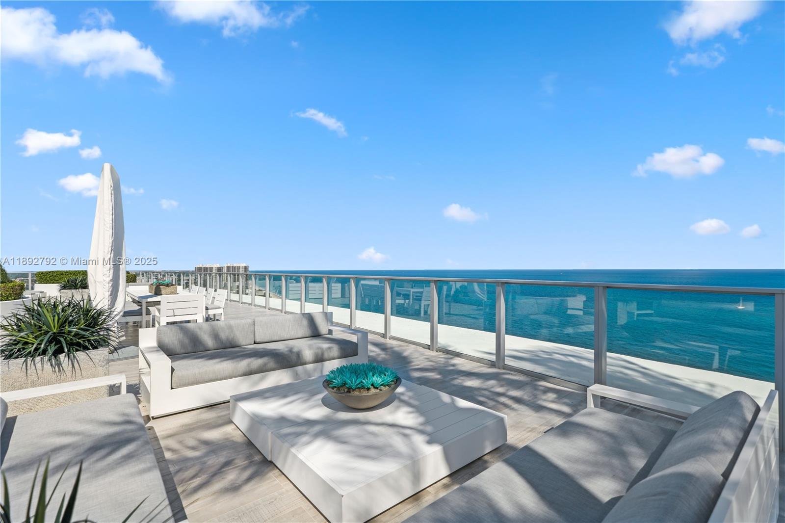 2200 FORT LAUDERDALE BEAC - Residential