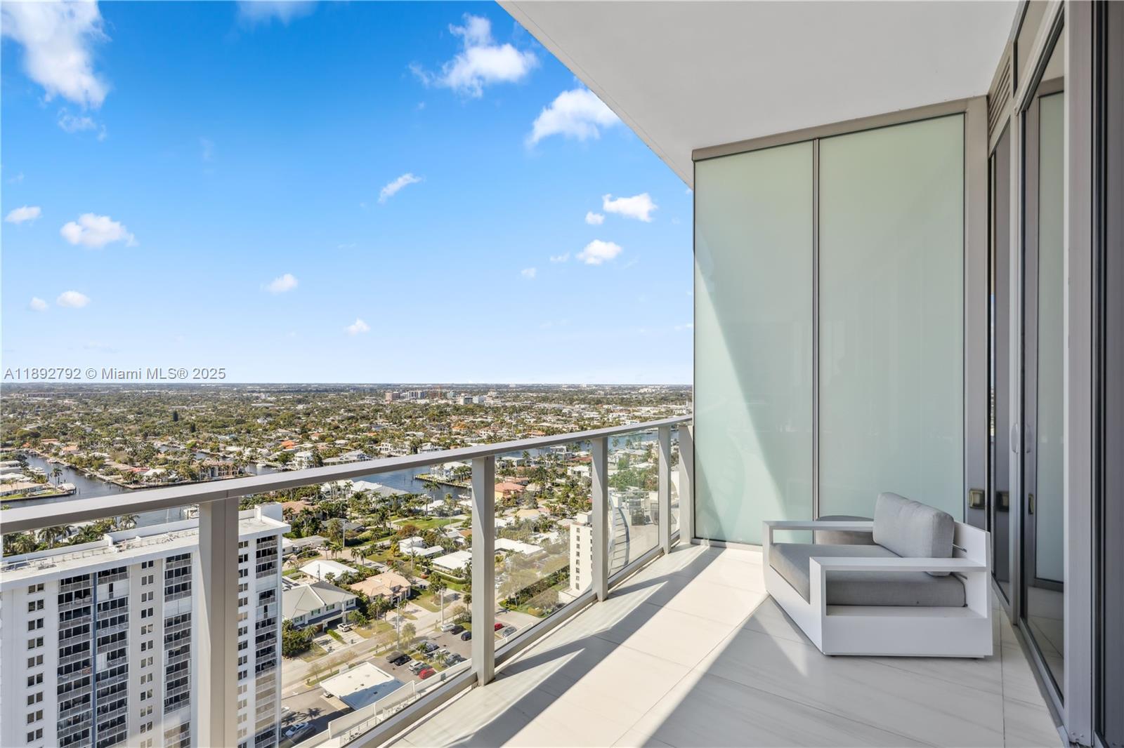 2200 FORT LAUDERDALE BEAC - Residential