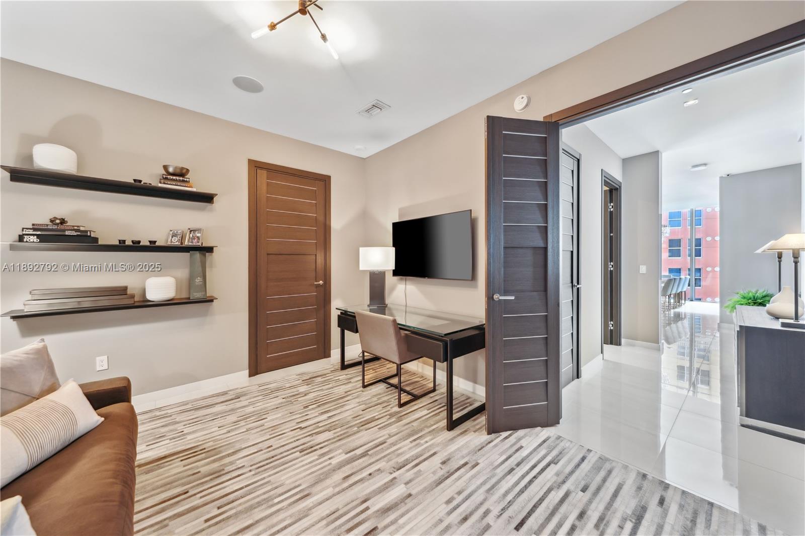 2200 FORT LAUDERDALE BEAC - Residential