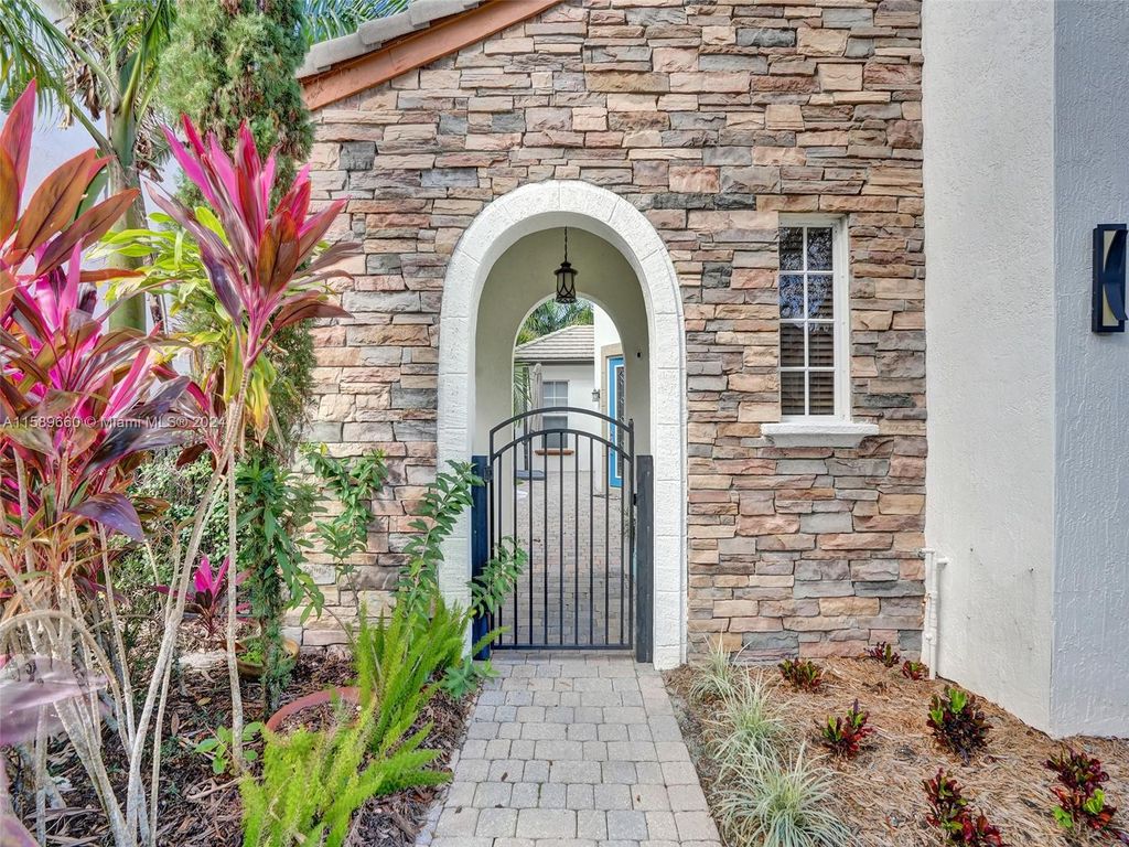 Photo of 715 Bocce Ct, Palm Beach Gardens, FL 33410 (MLS # A11589660)