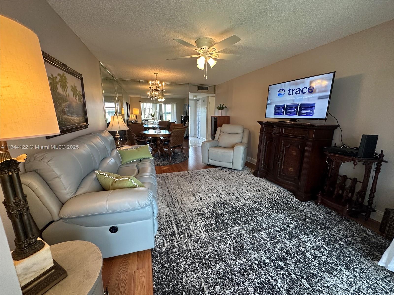 SUNRISE LAKES 117 CONDO - Residential