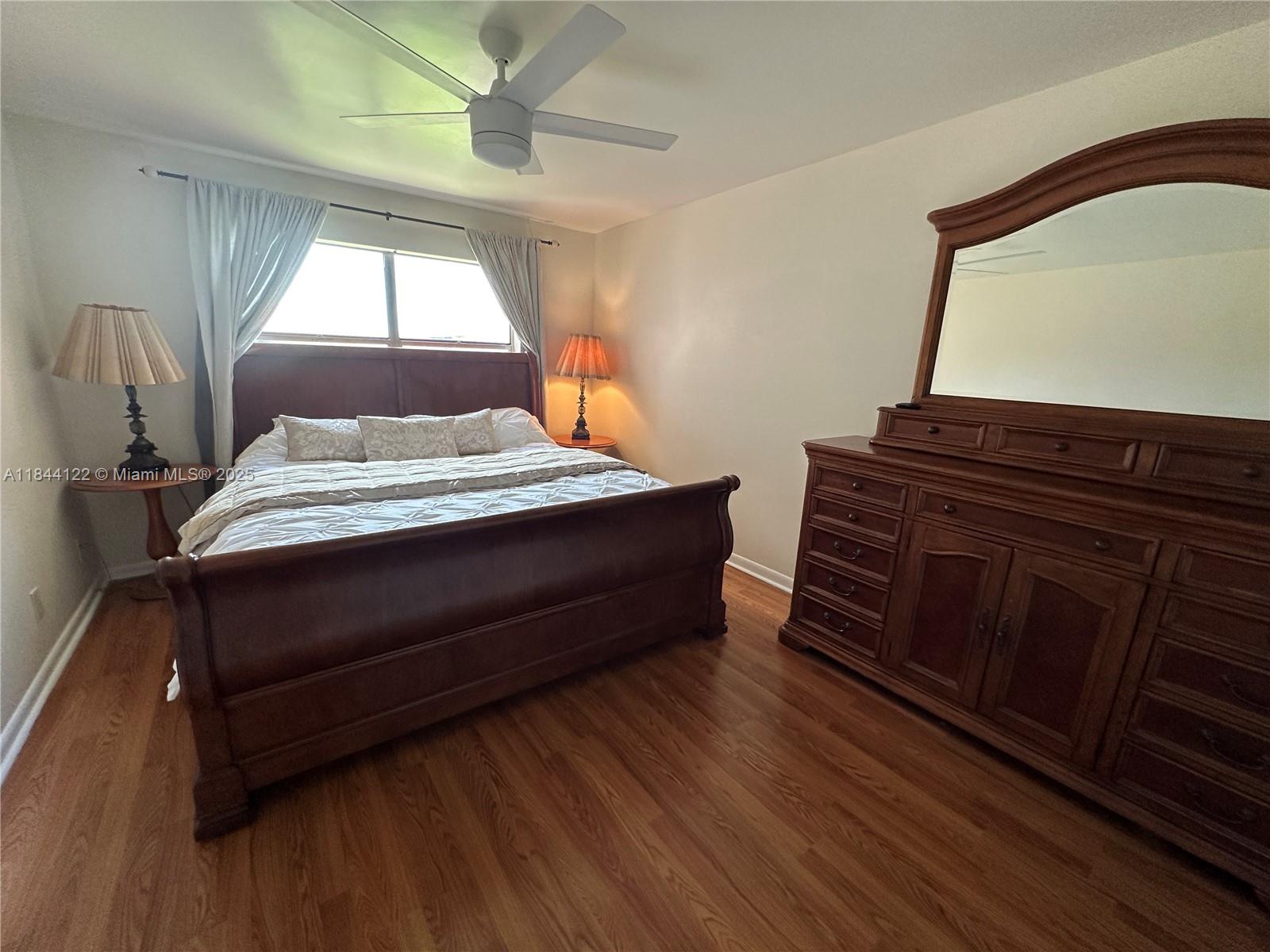 SUNRISE LAKES 117 CONDO - Residential