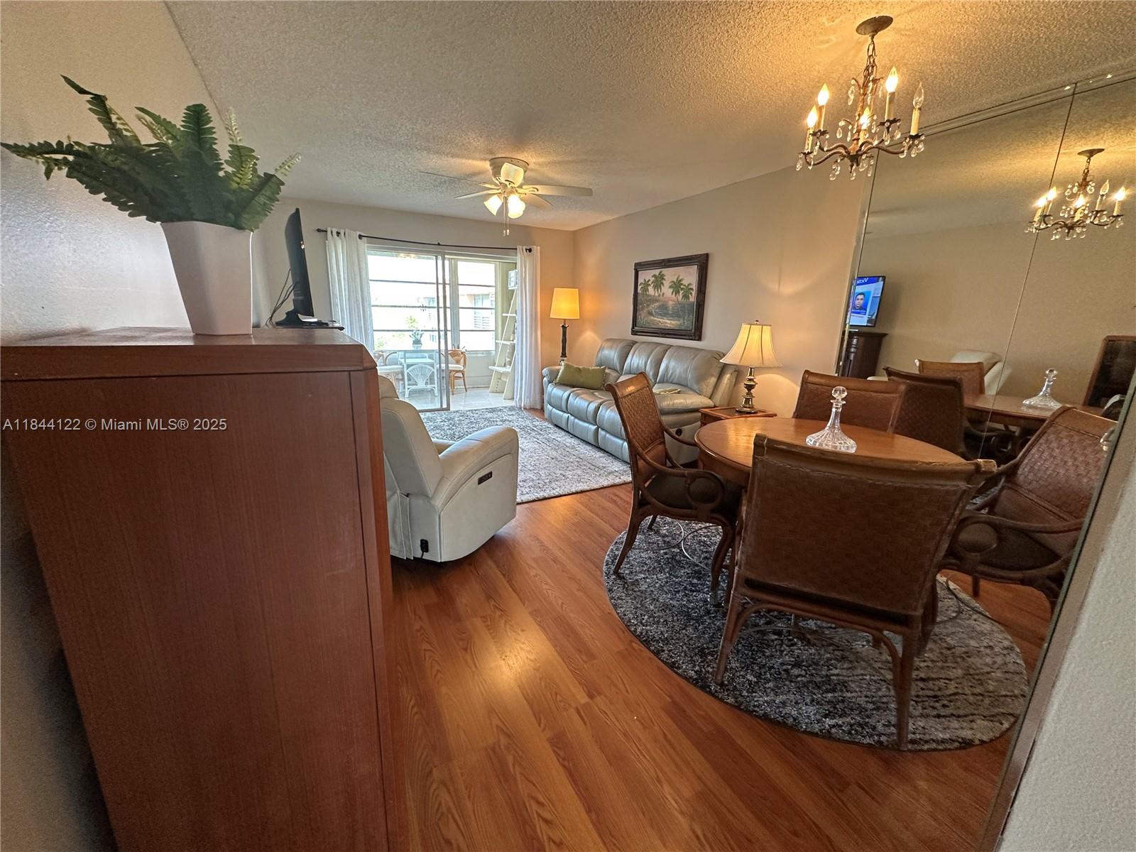 SUNRISE LAKES 117 CONDO - Residential