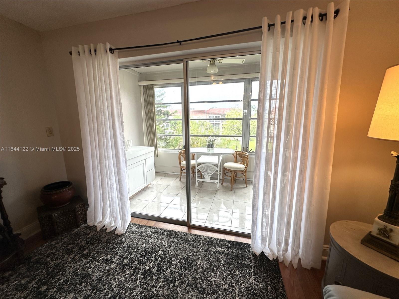 SUNRISE LAKES 117 CONDO - Residential