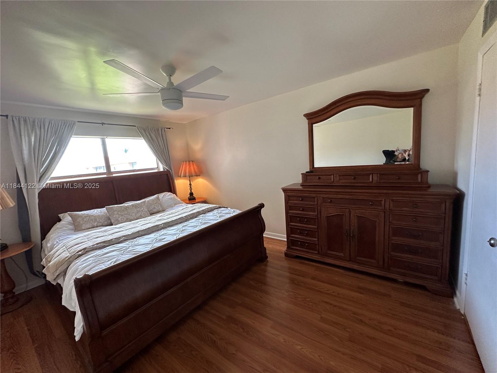 SUNRISE LAKES 117 CONDO - Residential