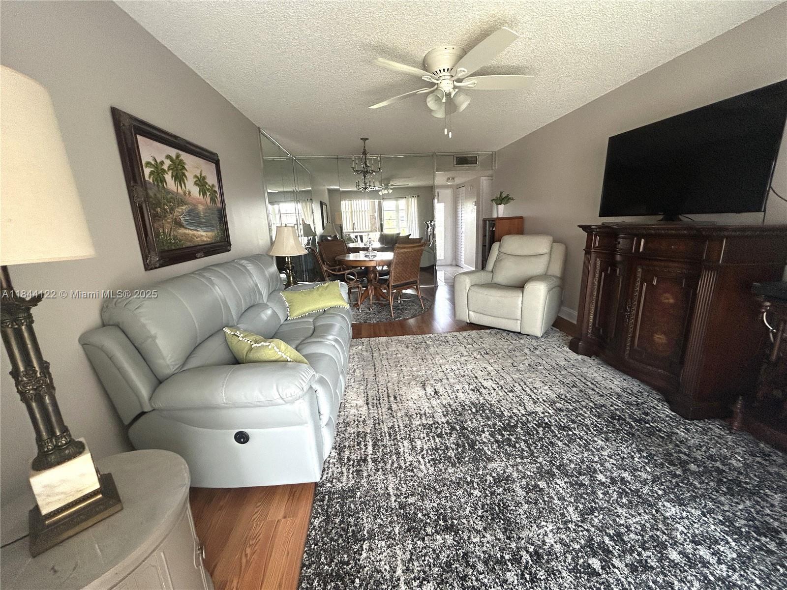 SUNRISE LAKES 117 CONDO - Residential