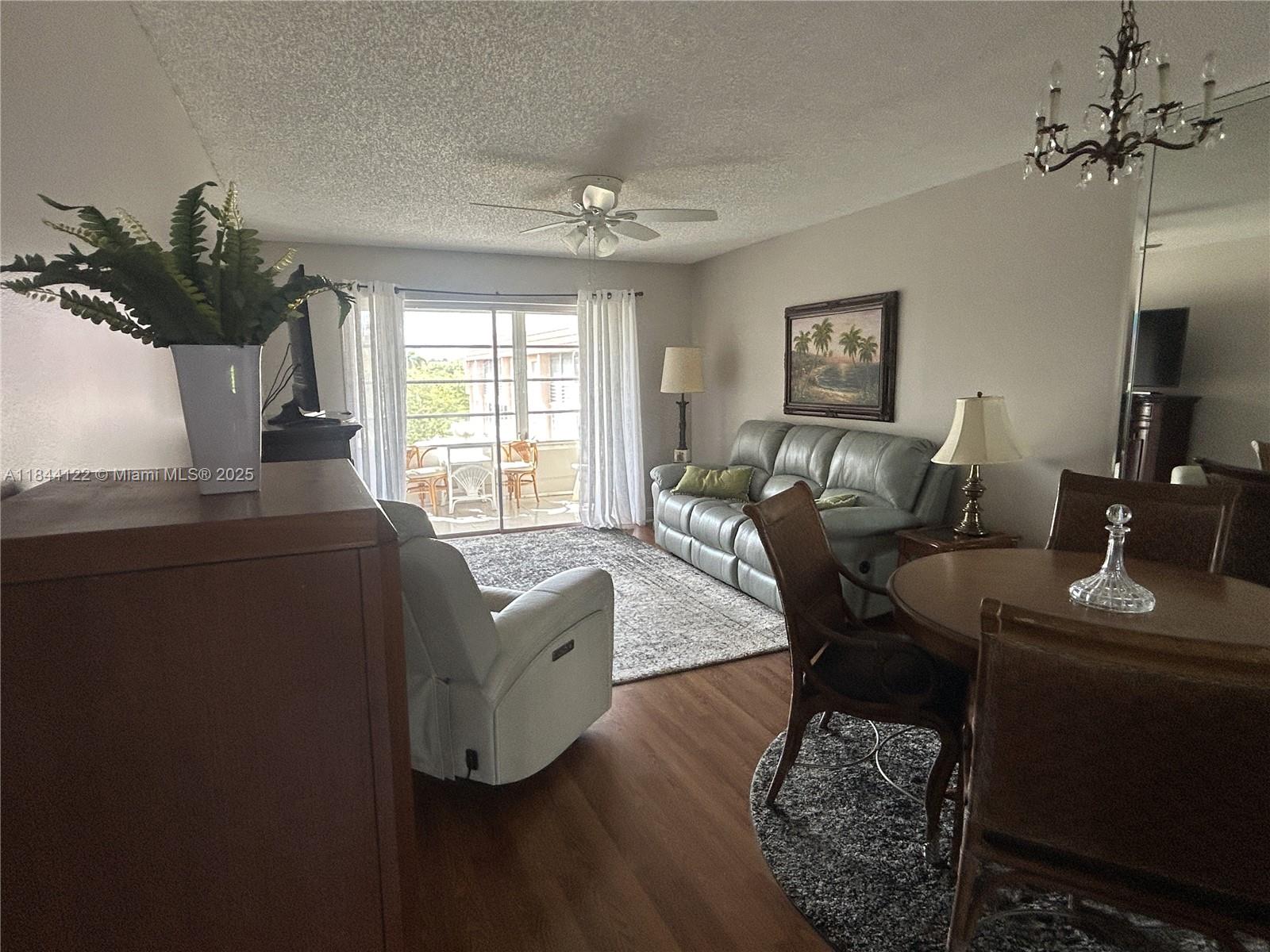 SUNRISE LAKES 117 CONDO - Residential