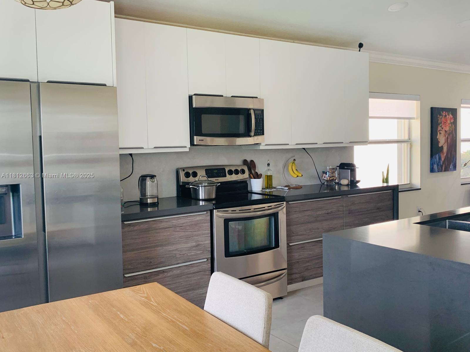 SAPPHIRE POINTE - DIAMOND - Residential Lease
