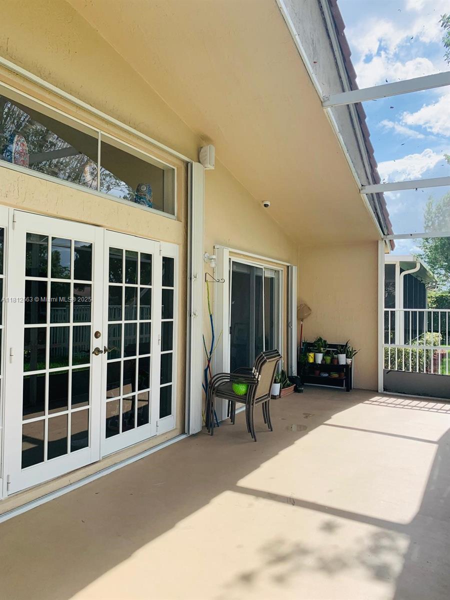 SAPPHIRE POINTE - DIAMOND - Residential Lease
