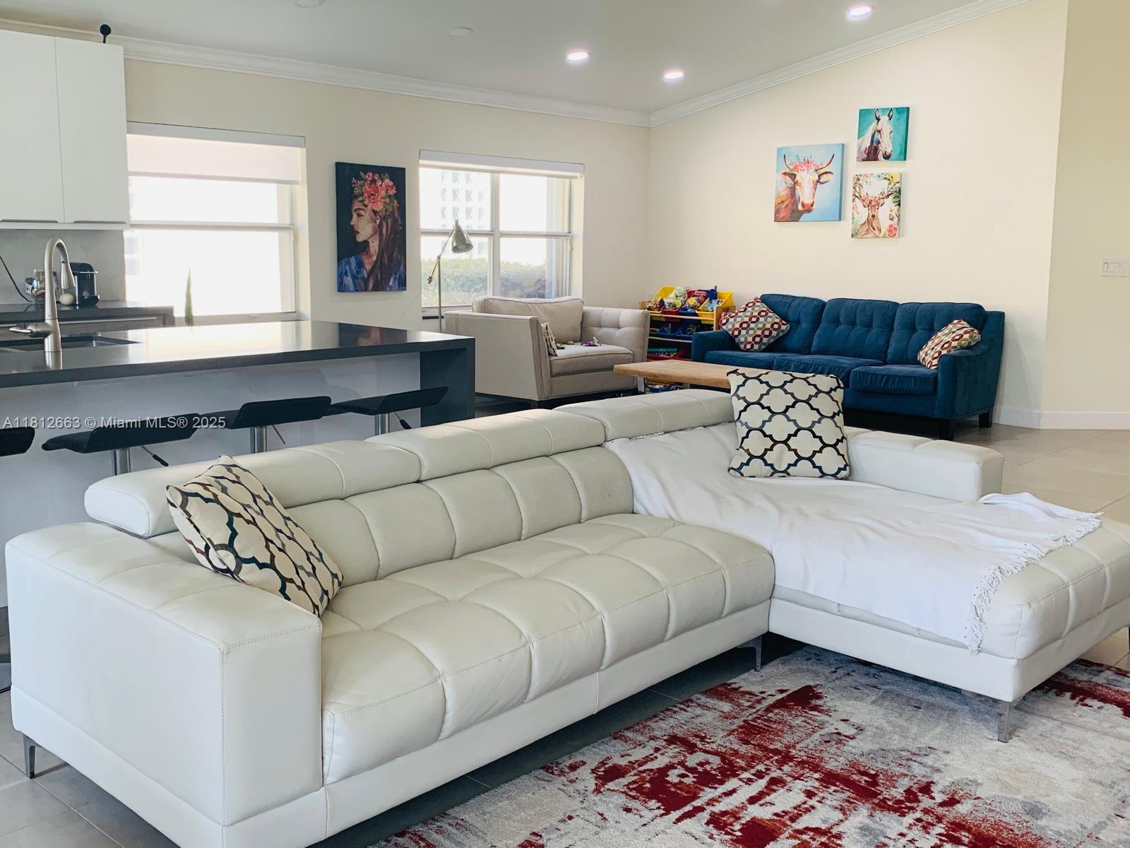SAPPHIRE POINTE - DIAMOND - Residential Lease