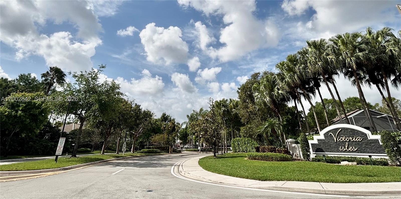 SAWGRASS EXCHANGE PLAT - Residential Lease