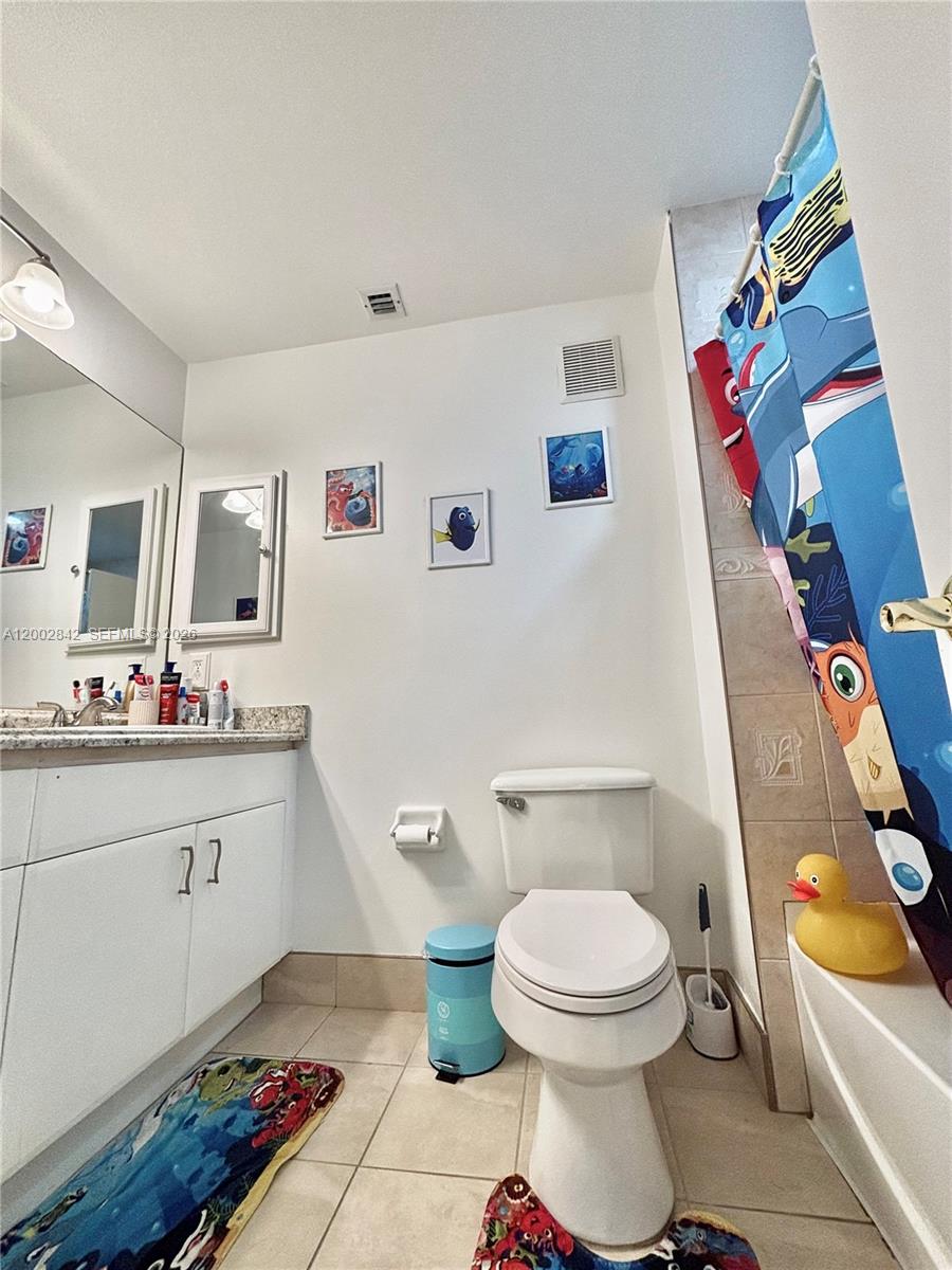 SAWGRASS EXCHANGE PLAT - Residential Lease