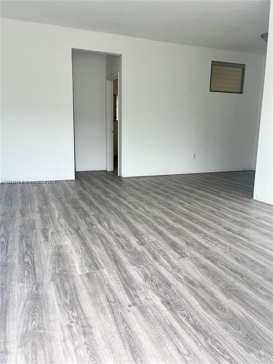 BISCAYNE BCH SUB - Residential Lease