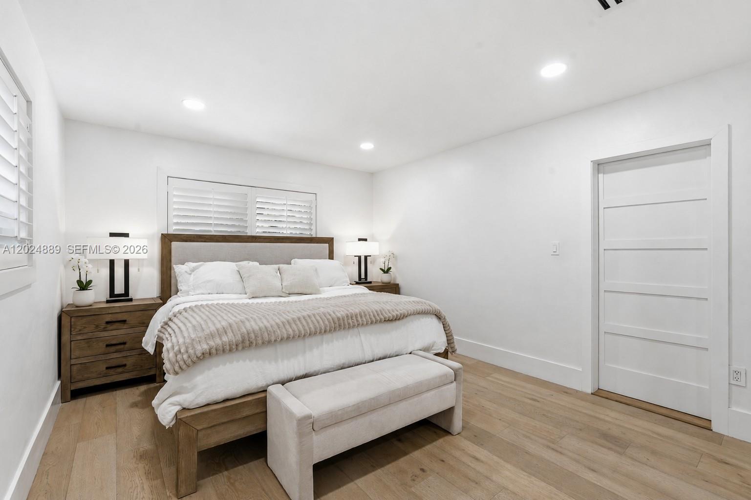 CORAL GABLES RIVIERA SEC - Residential