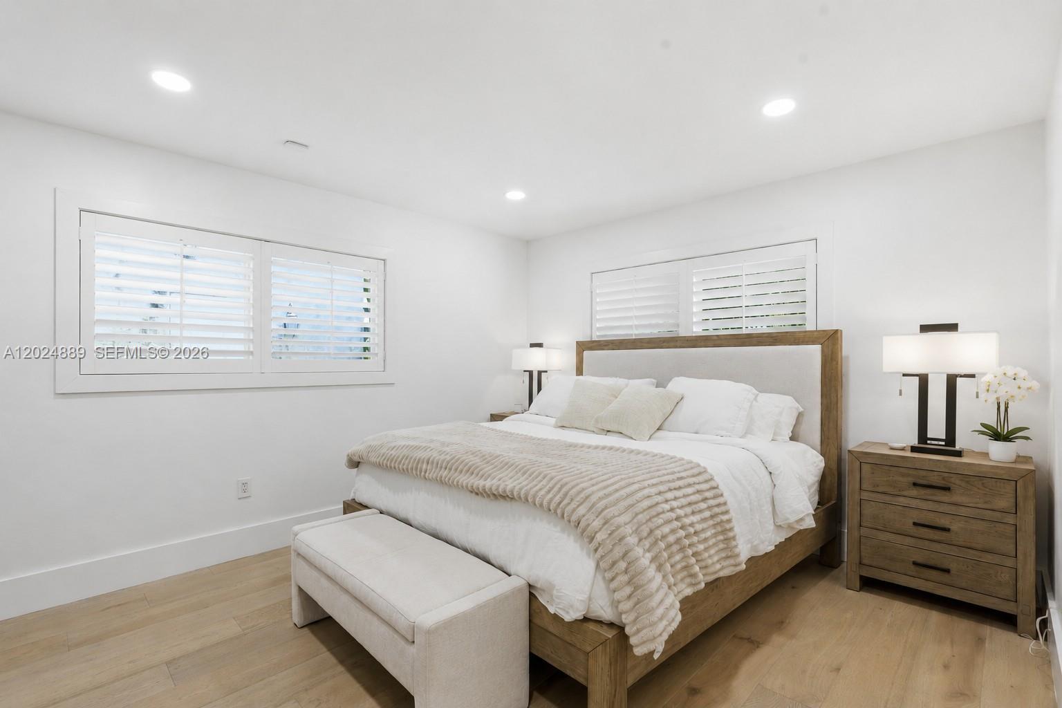 CORAL GABLES RIVIERA SEC - Residential