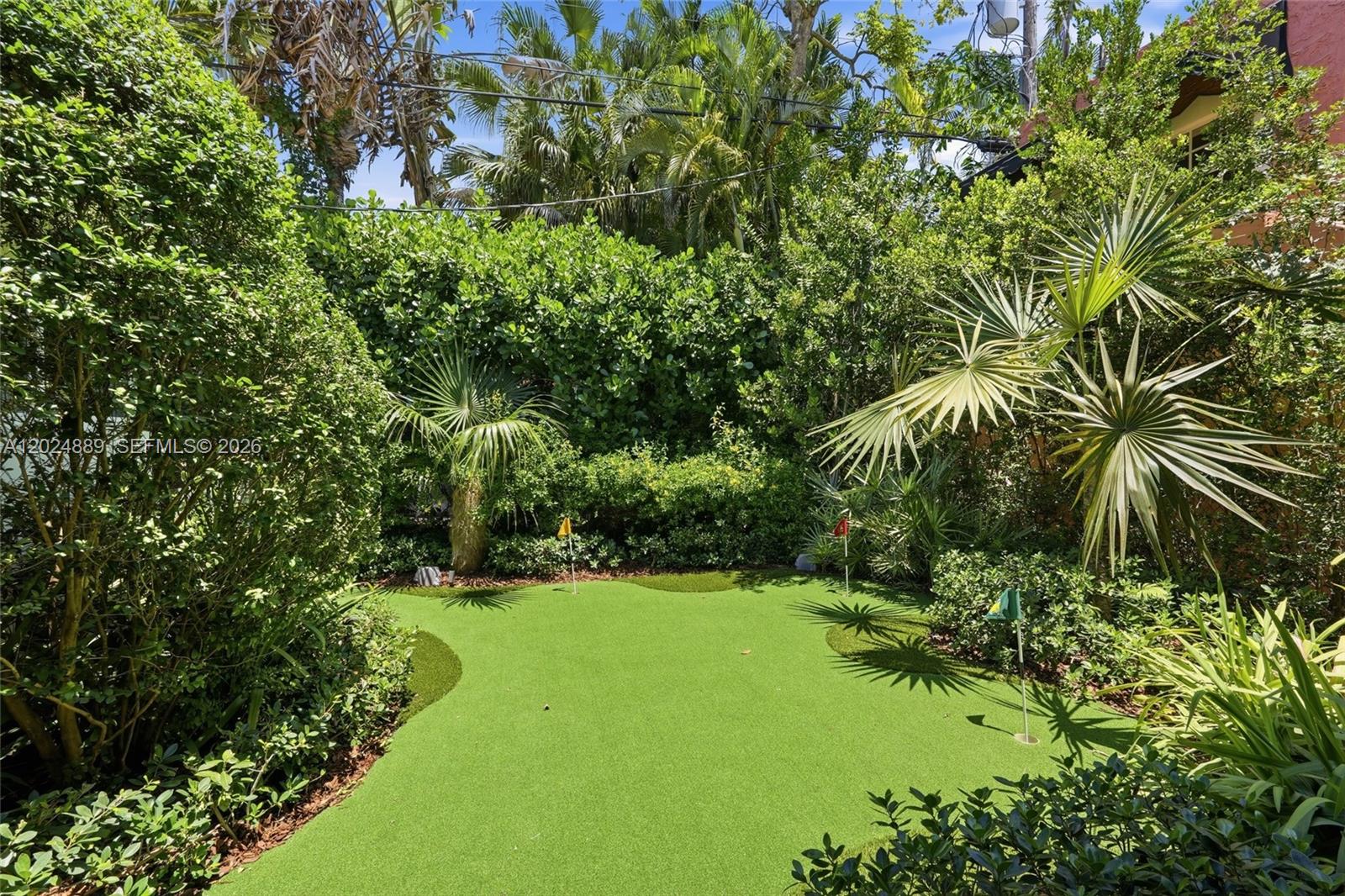 CORAL GABLES RIVIERA SEC - Residential