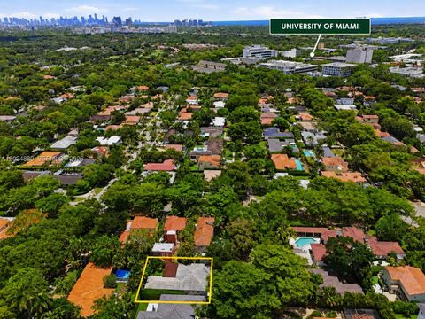 Tiny photo for 1505 Robbia Ave, Coral Gables, FL 33146 (MLS # A12024889)
