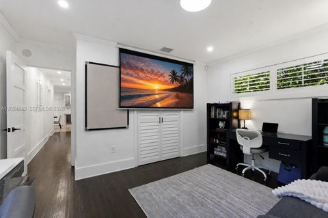 Tiny photo for 1505 Robbia Ave, Coral Gables, FL 33146 (MLS # A12024889)