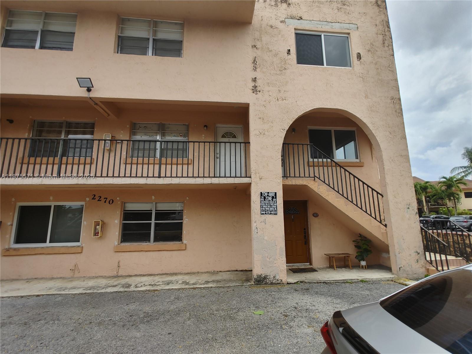 Fantastic remodeled unit in a prime location! Featuring a stunning kitchen with granite countertops and stainless-steel appliances, plus a new A/C (2022) and new washer & dryer. The spacious covered patio is perfect for entertaining rain or shine, and there’s even an outside storage shed for extra convenience. Enjoy the comfort of two assigned parking spaces right in front of the unit. Ideally situated near major highways, within walking distance to schools, supermarkets, and parks. This is a rare opportunity—don’t miss it! Contact the listing agent today.