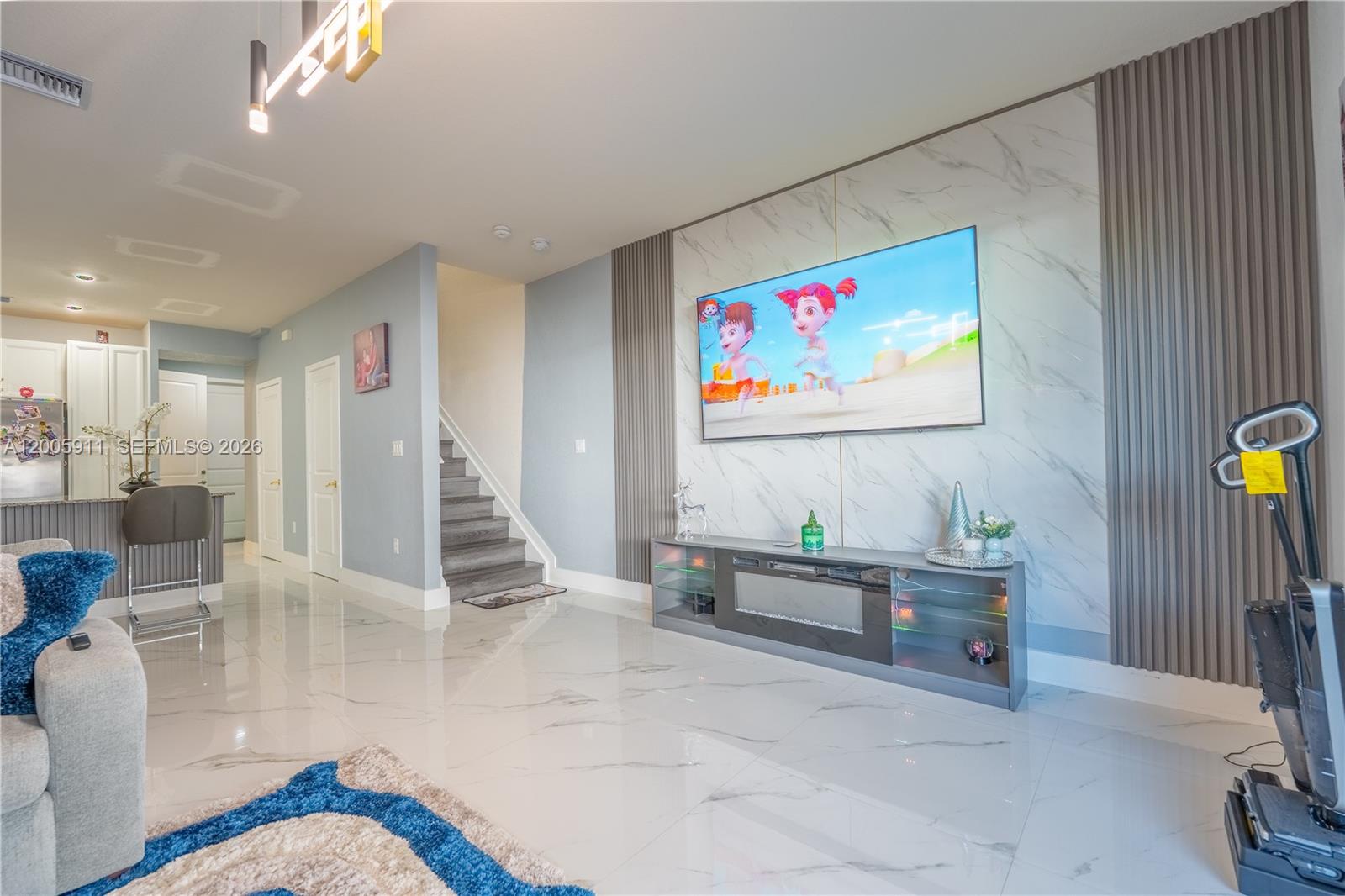 MC RESIDENTIAL - Residential