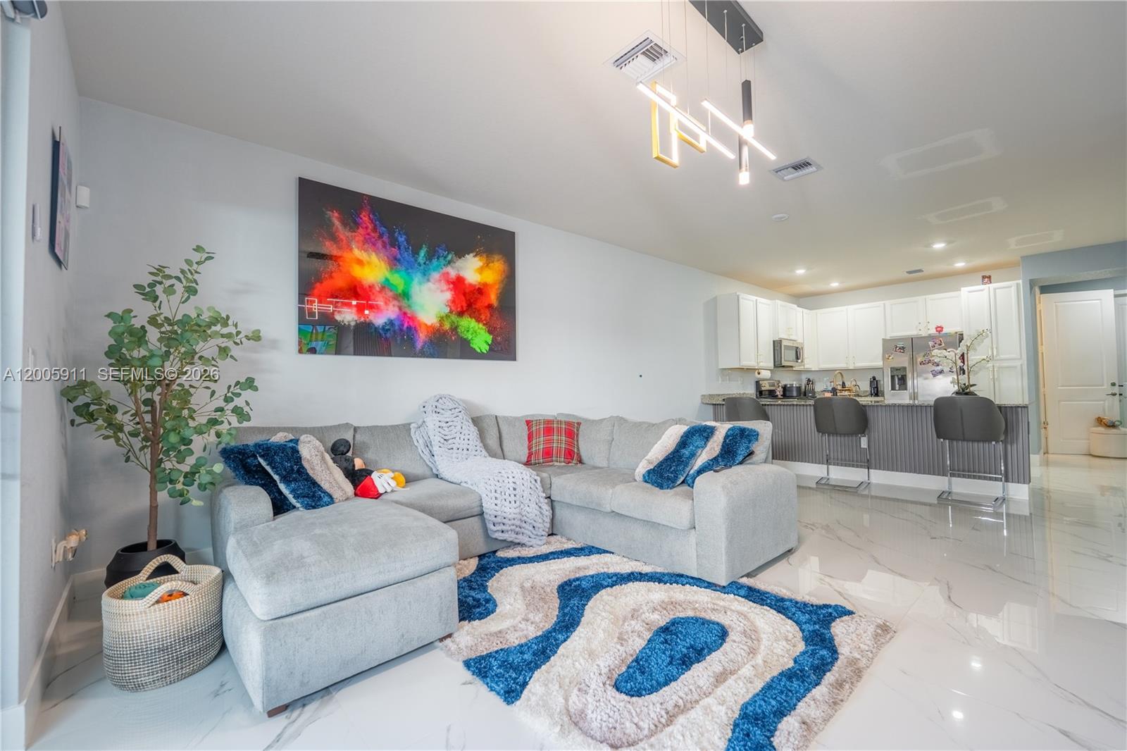 MC RESIDENTIAL - Residential