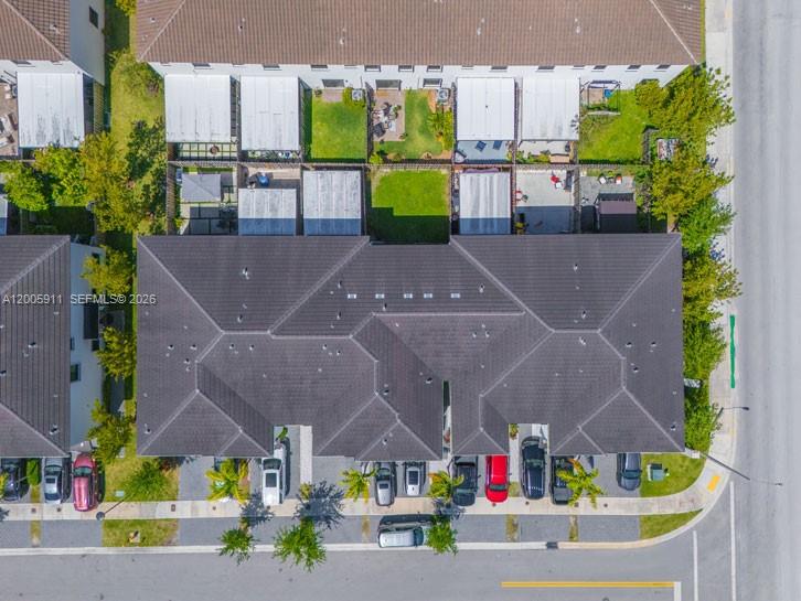 MC RESIDENTIAL - Residential