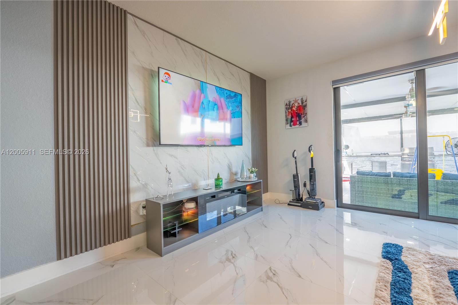 MC RESIDENTIAL - Residential